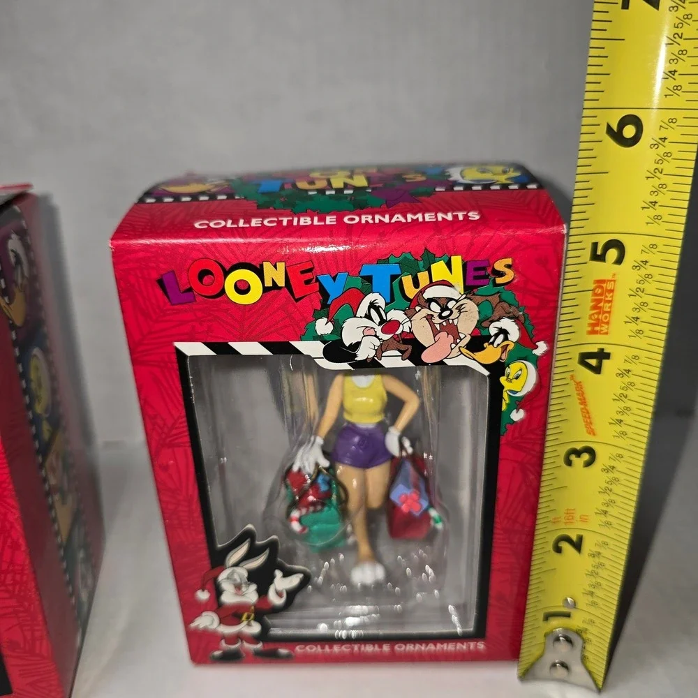 Looney‎ Tunes Ornaments 'Twas the Night Before Christmas Collectible